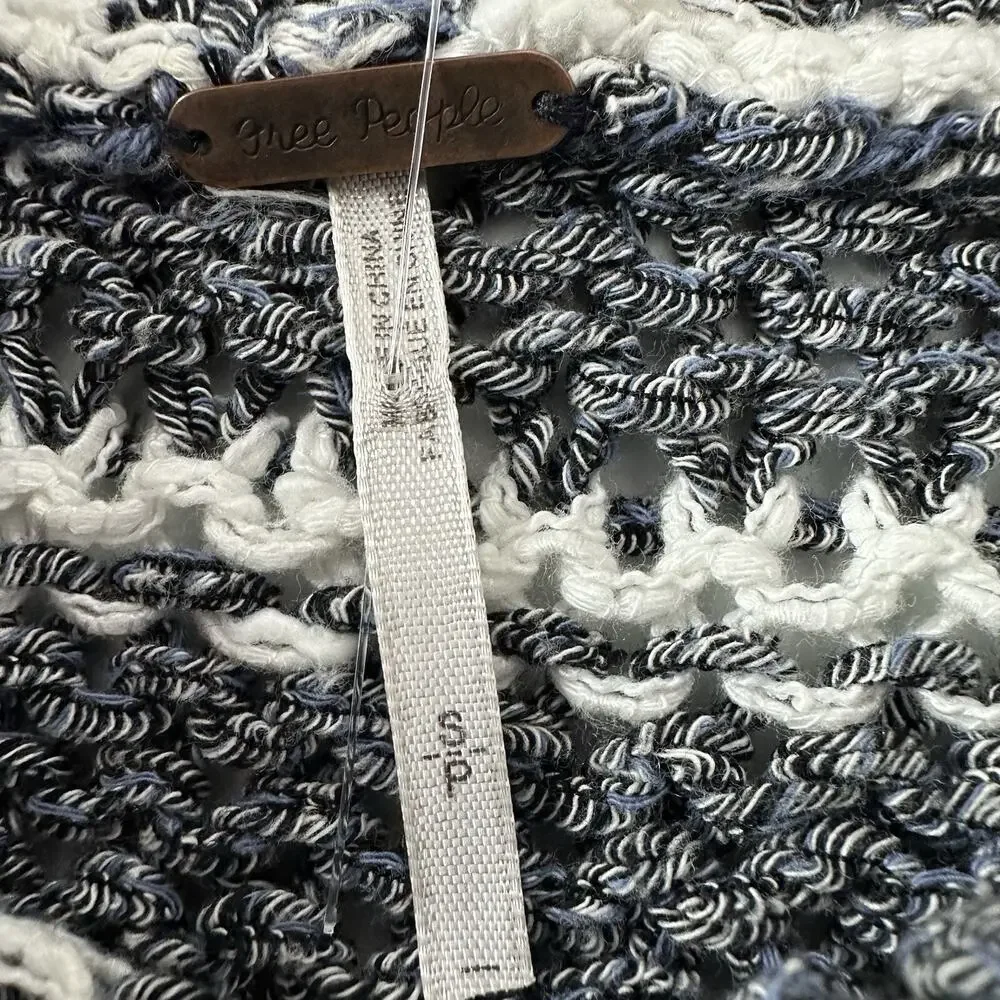 Free People Sweater Womens Small Blue Folksong‎ Fringe Vest Loose Knit Top